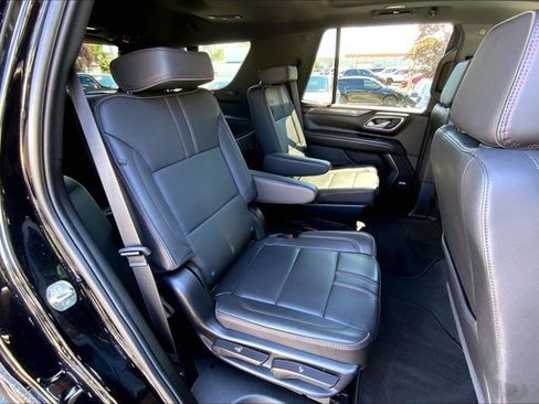Used 2024 Chevrolet Tahoe RST w/ Luxury Package AWD/4WD image 27