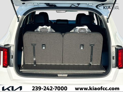 New 2026 Kia Sorento S image 11