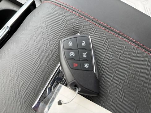 New 2026 GMC Yukon AT4 Ultimate AWD/4WD image 31