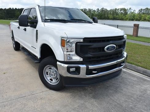 Used 2021 Ford F250 XL AWD/4WD image 2