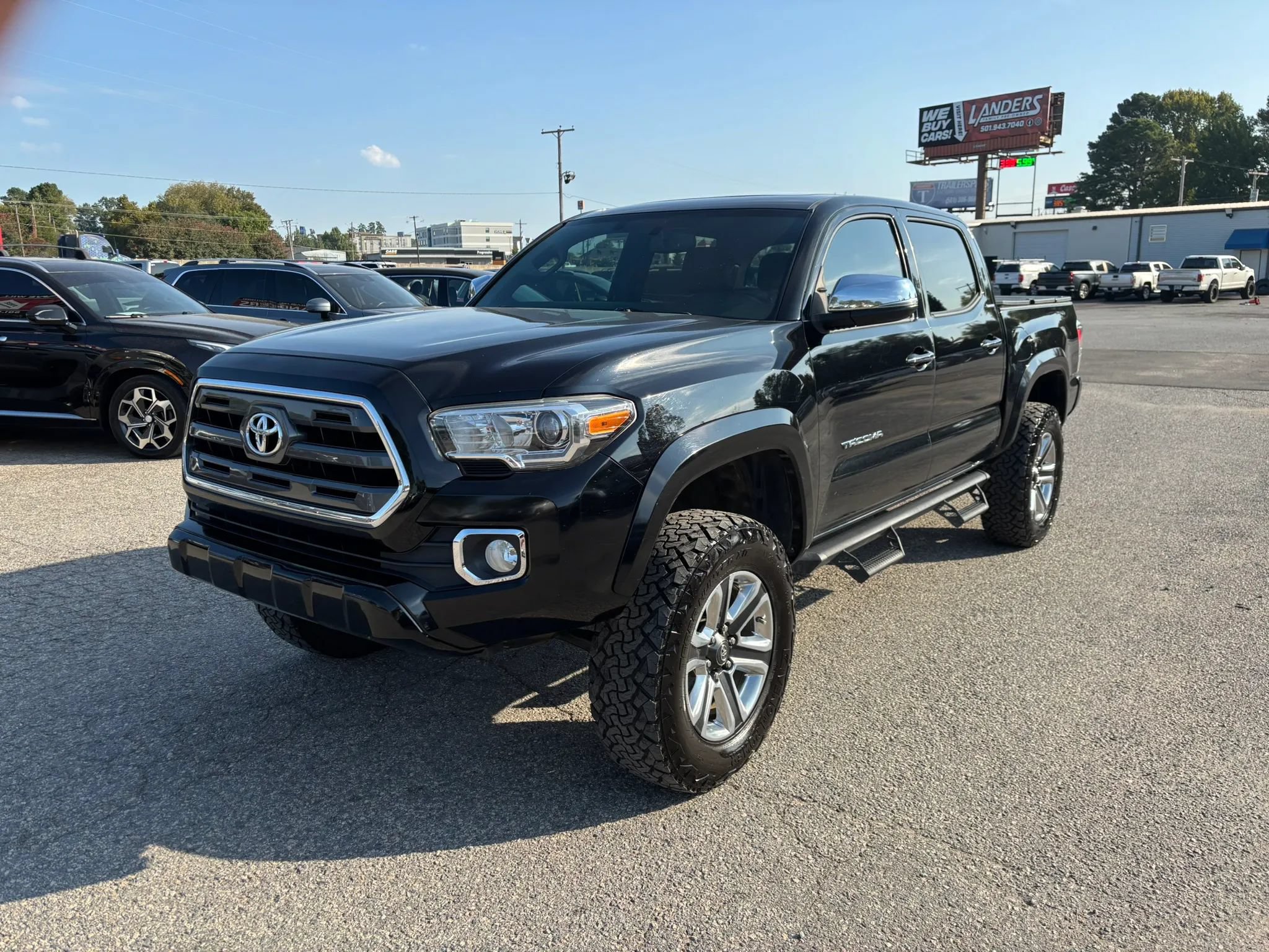 Used 2016 Toyota Tacoma Limited w/ Towing Package AWD/4WD image 9