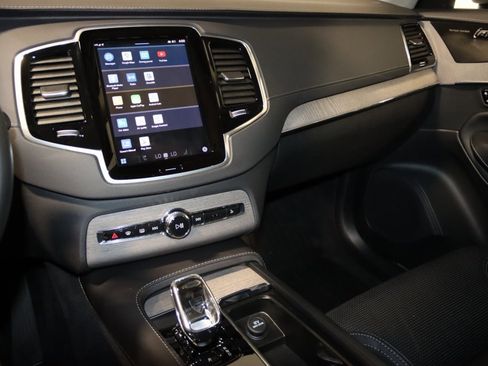 Used 2023 Volvo XC90 B6 Ultimate image 49