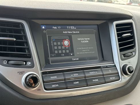 Used 2018 Hyundai Tucson SEL image 19