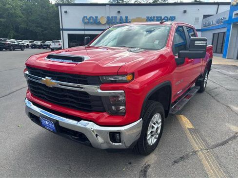 Used 2025 Chevrolet Silverado 2500 LT w/ Convenience Package AWD/4WD image 1