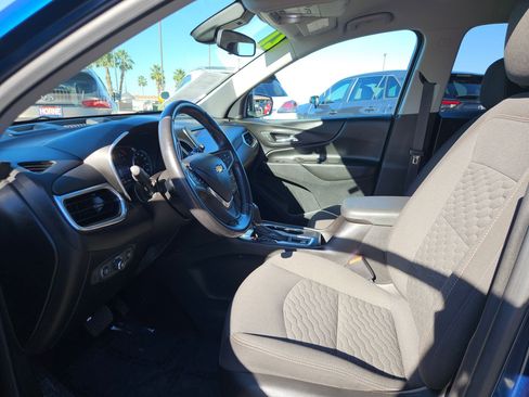 Used 2021 Chevrolet Equinox LT image 19