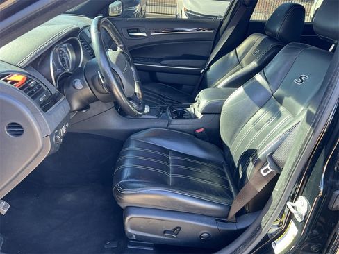 Used 2022 Chrysler 300 S image 10