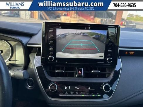 Used 2021 Toyota Corolla SE w/ SE Premium Package image 22