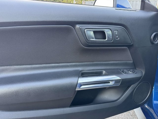 Used 2022 Ford Mustang Coupe RWD image 22