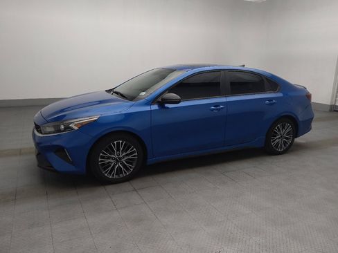 Used 2022 Kia Forte GT-Line w/ GT-Line Premium Package FWD image 2