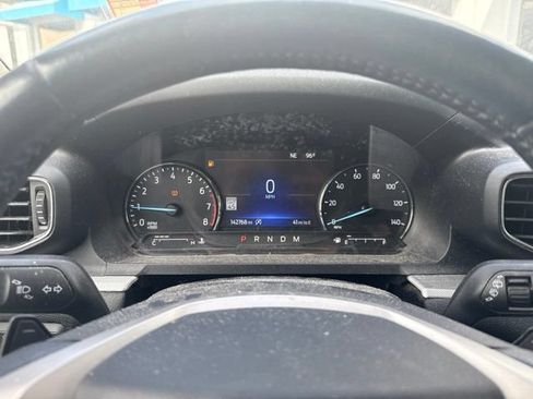 Used 2021 Ford Explorer XLT w/ Equipment Group 202A AWD/4WD image 11