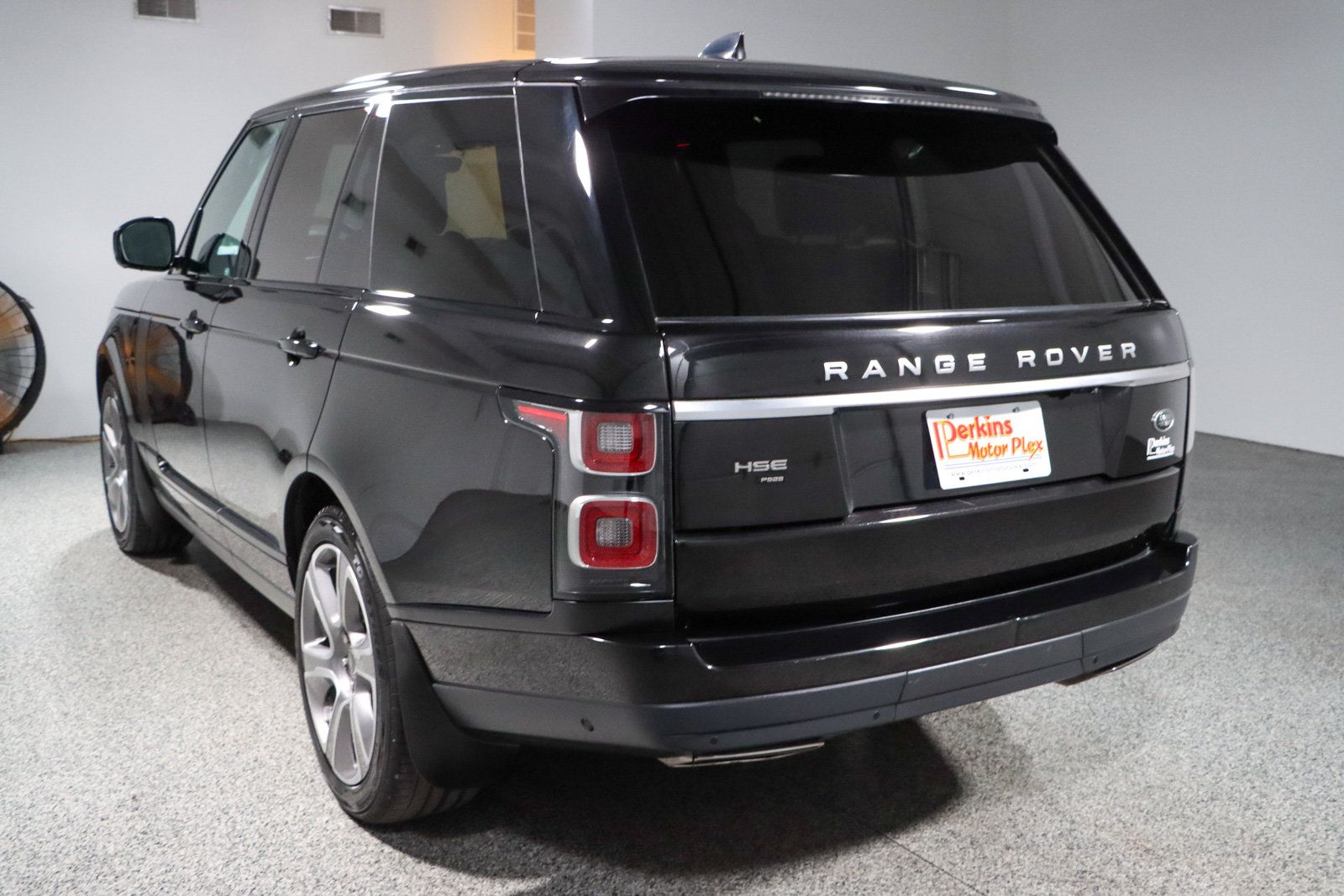 Used 2020 Land Rover Range Rover HSE AWD/4WD image 9