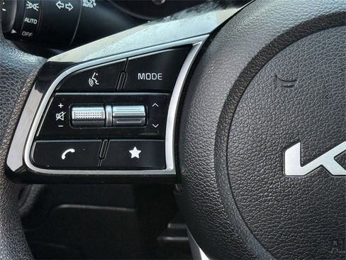 Used 2024 Kia Forte LXS image 13