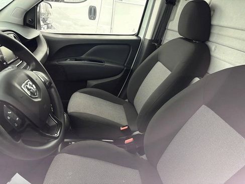 Used 2025 RAM ProMaster 2500 w/ Convenience Group FWD image 4