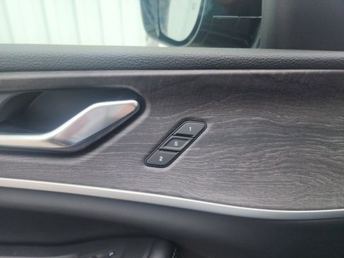 New 2025 Jeep Grand Cherokee L Limited w/ Trailer Tow Package image 17