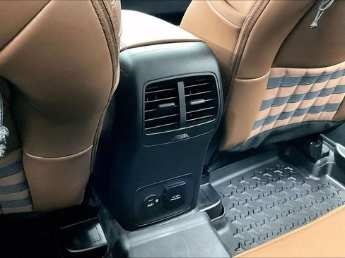 Certified 2024 Ford Bronco Sport Badlands w/ Premium Package AWD/4WD image 32