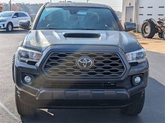 Used 2020 Toyota Tacoma TRD Sport w/ TRD Premium Sport Package video 2