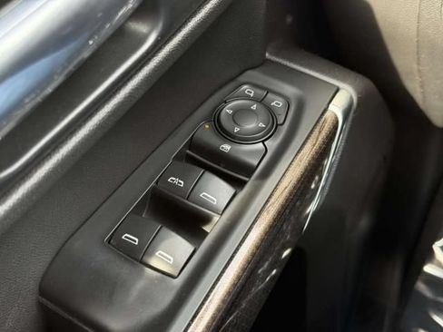 Used 2020 Chevrolet Silverado 1500 RST AWD/4WD image 17