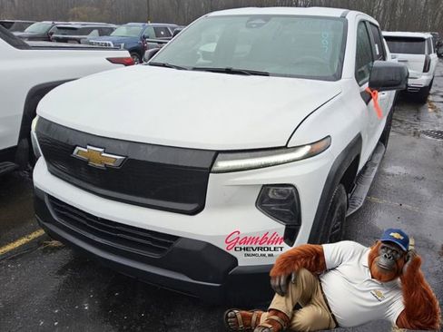 Used 2024 Chevrolet Silverado EV W/T image 1
