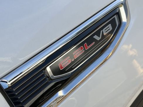 Used 2024 GMC Sierra 1500 Denali image 9