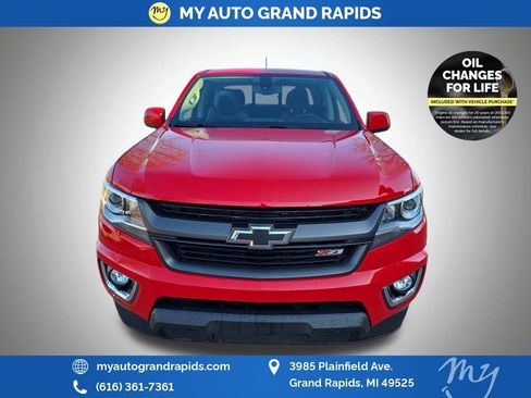 Used 2019 Chevrolet Colorado Z71 image 2