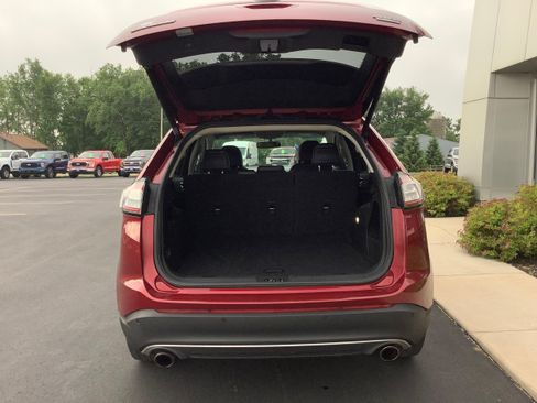 Used 2018 Ford Edge SEL w/ Equipment Group 201A AWD/4WD image 6