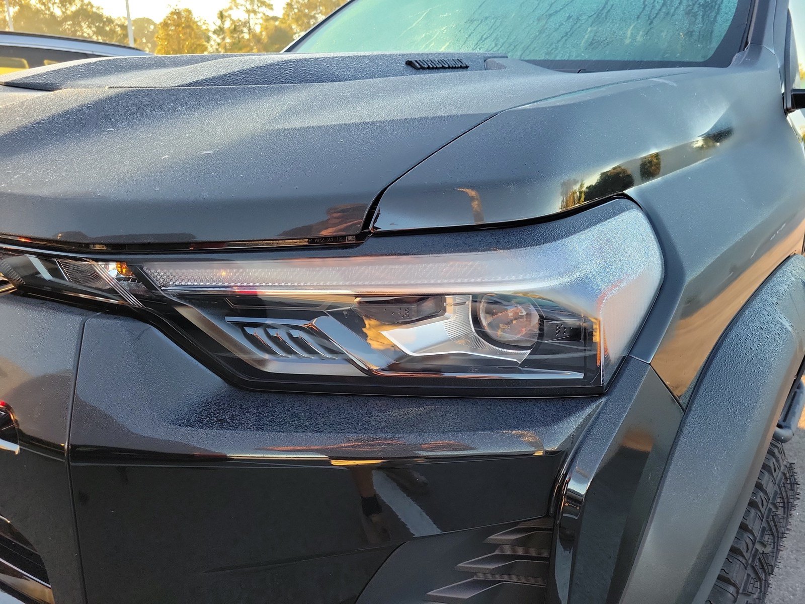 Used 2026 Chevrolet Colorado ZR2 w/ Technology Package AWD/4WD image 5
