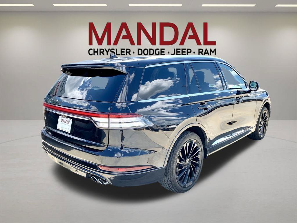 Used 2022 Lincoln Aviator Reserve w/ Equipment Group 201A AWD/4WD image 6