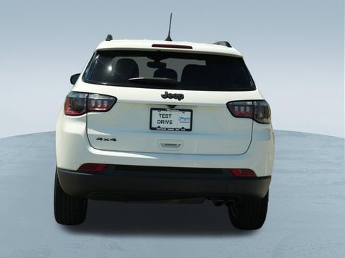 Used 2021 Jeep Compass Latitude AWD/4WD image 8