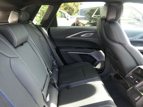 New 2026 Cadillac Lyriq Premium Luxury AWD/4WD image 25