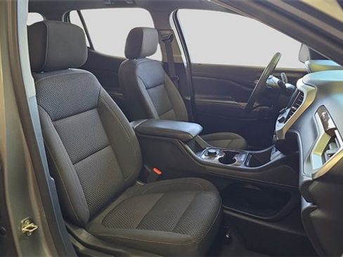 Used 2023 GMC Acadia SLE w/ Driver Convenience Package image 12