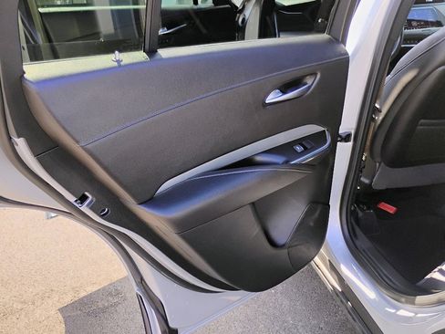 Used 2020 Cadillac XT4 Premium Luxury image 16