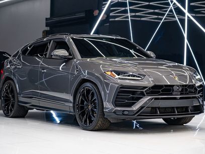Used 2022 Lamborghini Urus