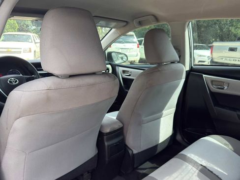 Used 2017 Toyota Corolla LE FWD image 26