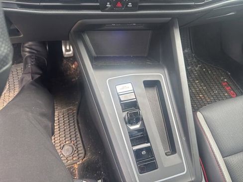 Used 2022 Volkswagen GTI SE image 24