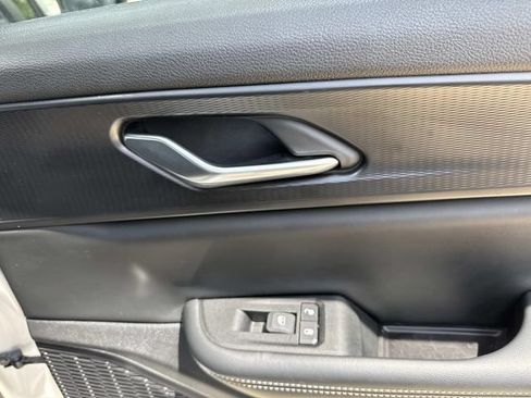 Used 2024 Jeep Grand Cherokee L Laredo RWD image 21