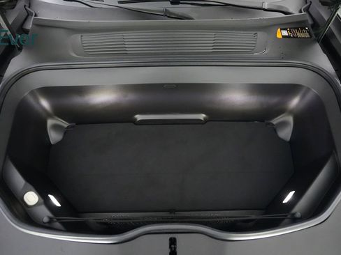 Used 2023 Rivian R1S Adventure AWD/4WD image 27