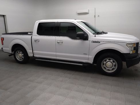 Used 2015 Ford F150 XLT w/ Equipment Group 301A Mid RWD image 11