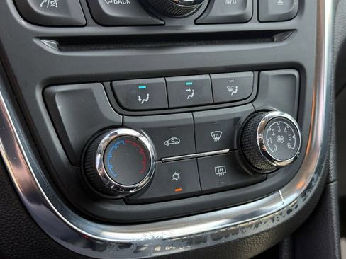 Used 2015 Buick Encore AWD image 32