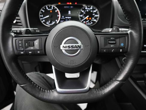 Used 2021 Nissan Rogue SV w/ Premium Package AWD/4WD image 5