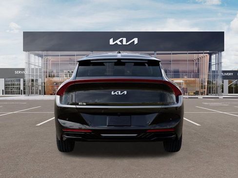 New 2025 Kia EV6 Light w/ Light LR Technology Package RWD image 5