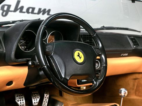 Used 1995 Ferrari F355 Spider image 4