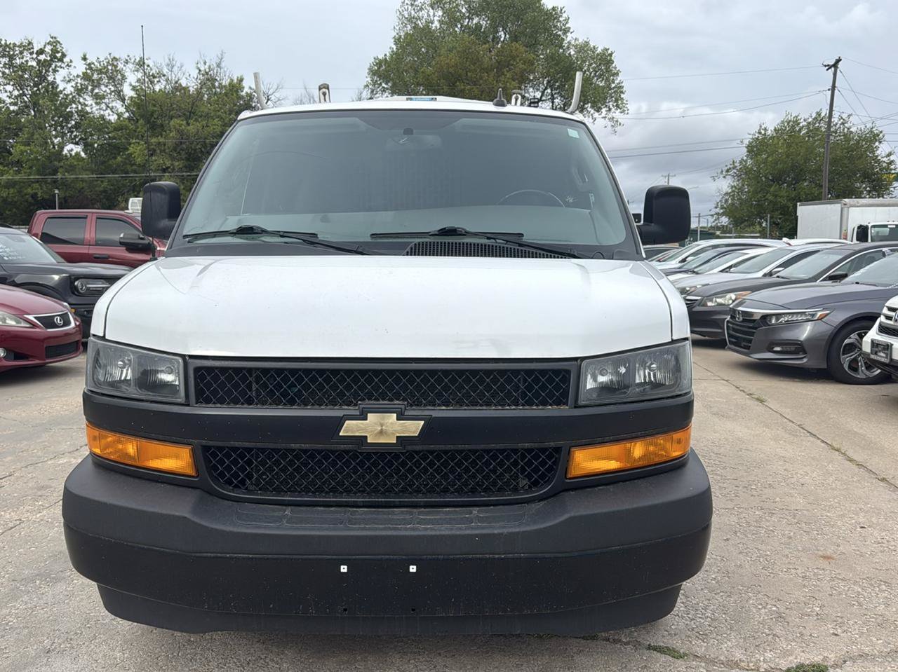 Used 2023 Chevrolet Express 2500 w/ Driver Convenience Package RWD image 3