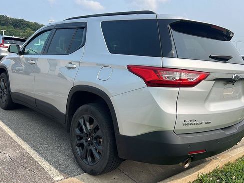Used 2020 Chevrolet Traverse RS w/ LPO, Floor Liner Package AWD/4WD image 3