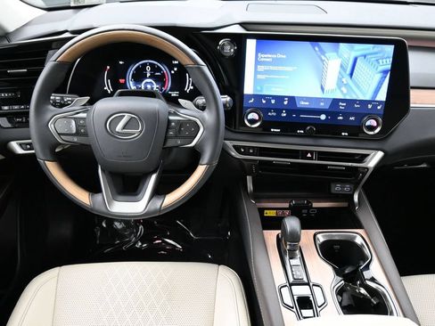 Used 2024 Lexus RX 350 Premium Plus w/ Convenience Package FWD image 6