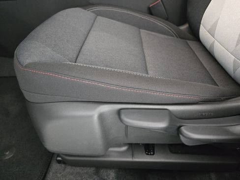 New 2026 Chevrolet Trax RS w/ Driver Confidence Package FWD image 25