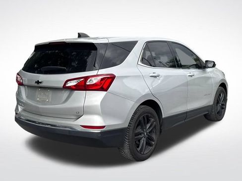 Used 2020 Chevrolet Equinox LT w/ Sport Edition FWD image 6