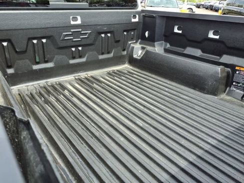 Used 2024 Chevrolet Colorado Z71 w/ Z71 Convenience Package 2 AWD/4WD image 19