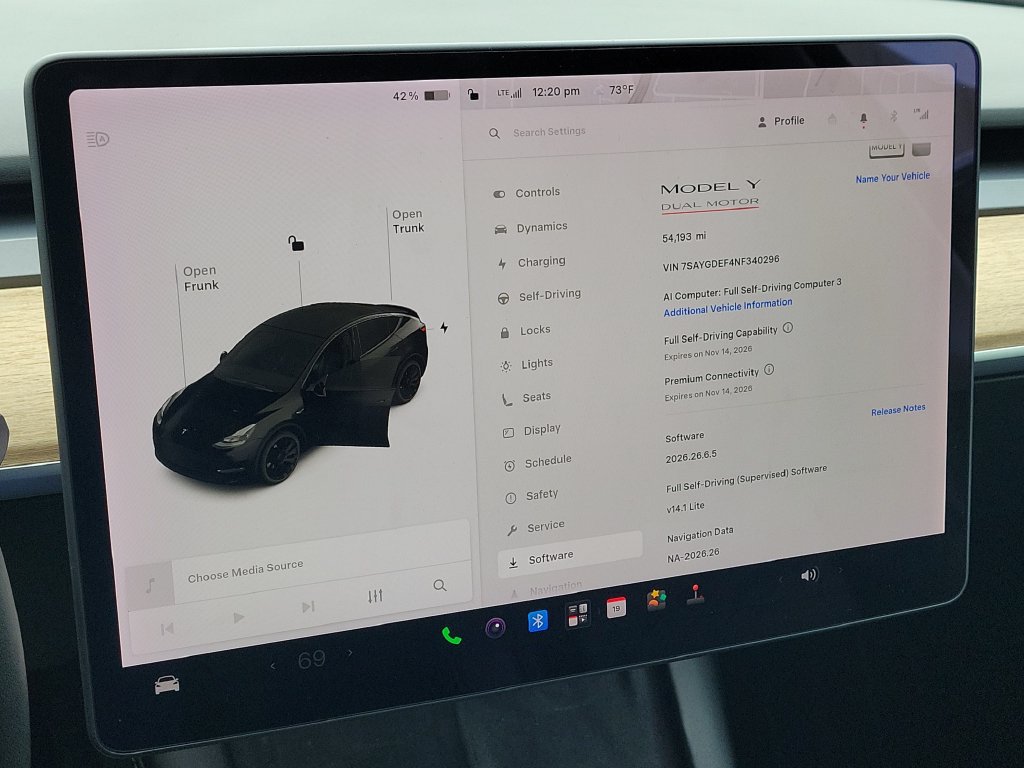 Used 2022 Tesla Model Y Performance AWD/4WD image 3