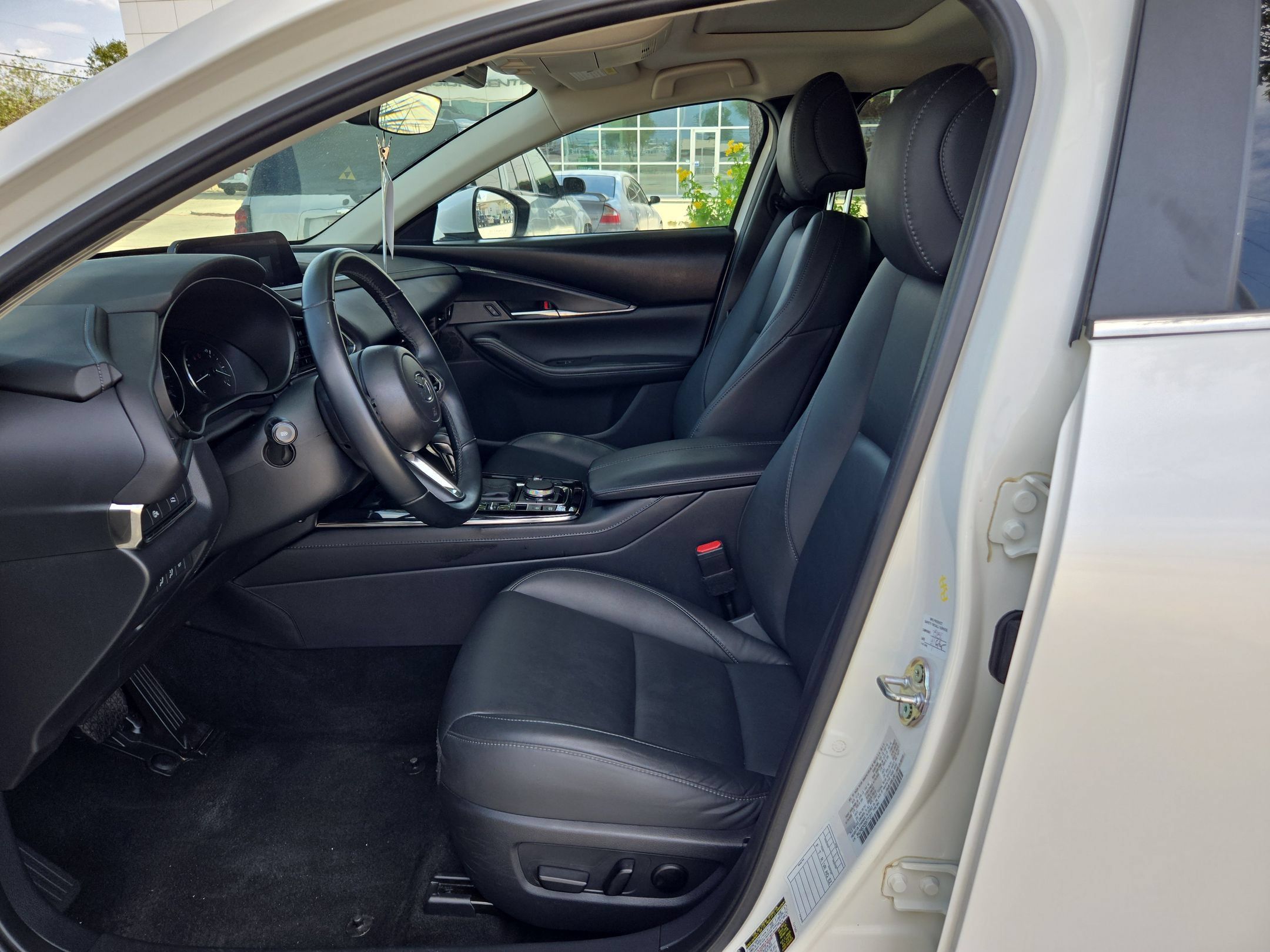 Used 2025 MAZDA CX-30 AWD 2.5 S w/ Preferred Package image 9