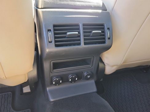 Used 2020 Jaguar F-PACE Premium image 14